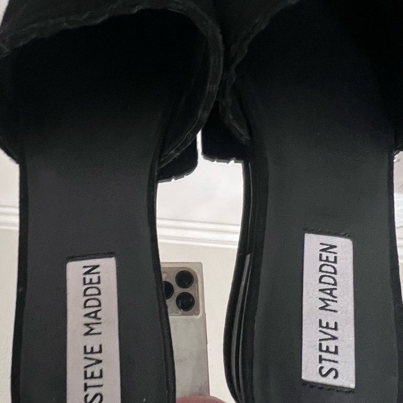 Steve Madden suede mules flats . Size 7.5 - Picture 7 of 9